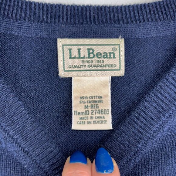 L.L Bean Men's Cotton Cashmere V-Neck Sweater - Picture 3 of 8